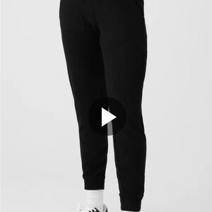 Alo Soho Sweatpant - Large